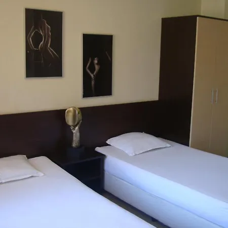 Къща за гости Lazur Бургас