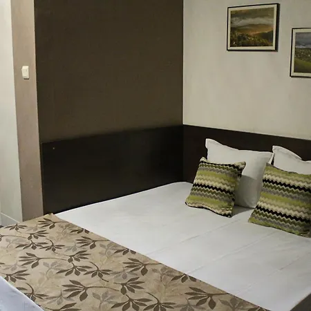 Lazur Гостевой дом 3*