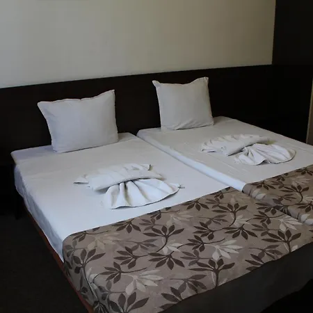 بيت ضيافة Lazur بورغاس